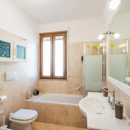 Casa Gioia - Relax Tra Riccione, Rimini E San Marino Apartamento *